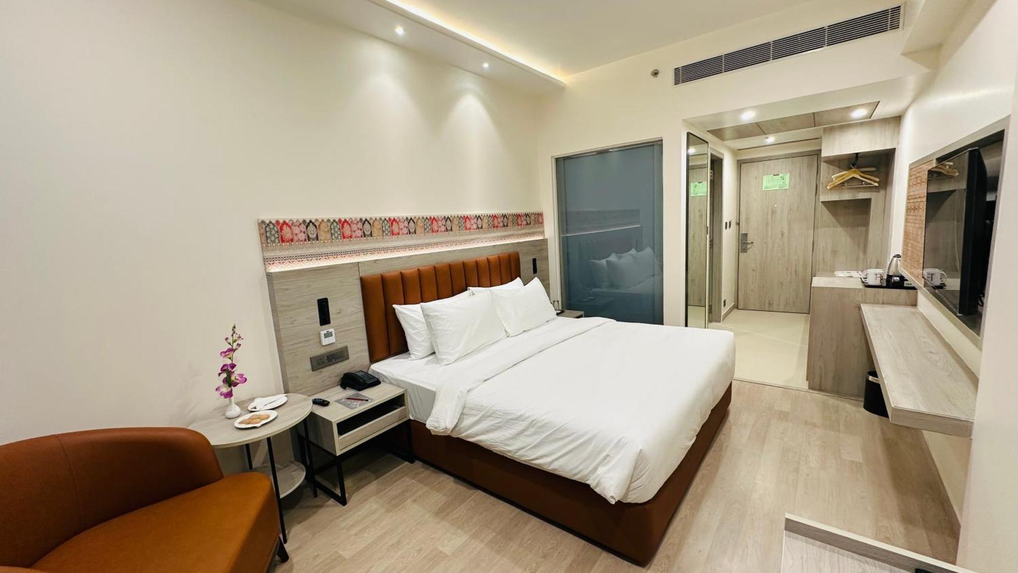 รีเจนตา เซ็นทรัล ชัยปุระ Hotel ภายนอก รูปภาพ