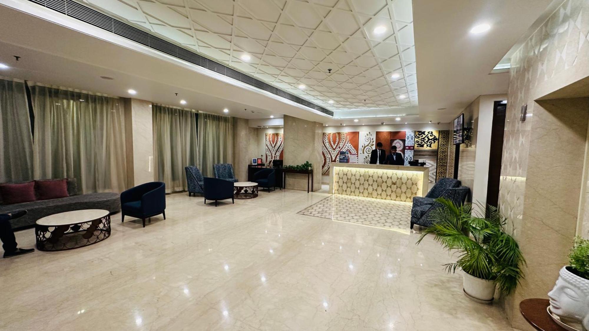 รีเจนตา เซ็นทรัล ชัยปุระ Hotel ภายนอก รูปภาพ