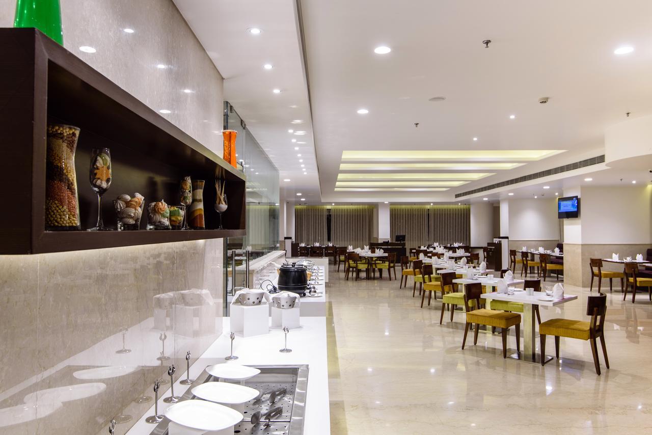 รีเจนตา เซ็นทรัล ชัยปุระ Hotel ภายนอก รูปภาพ