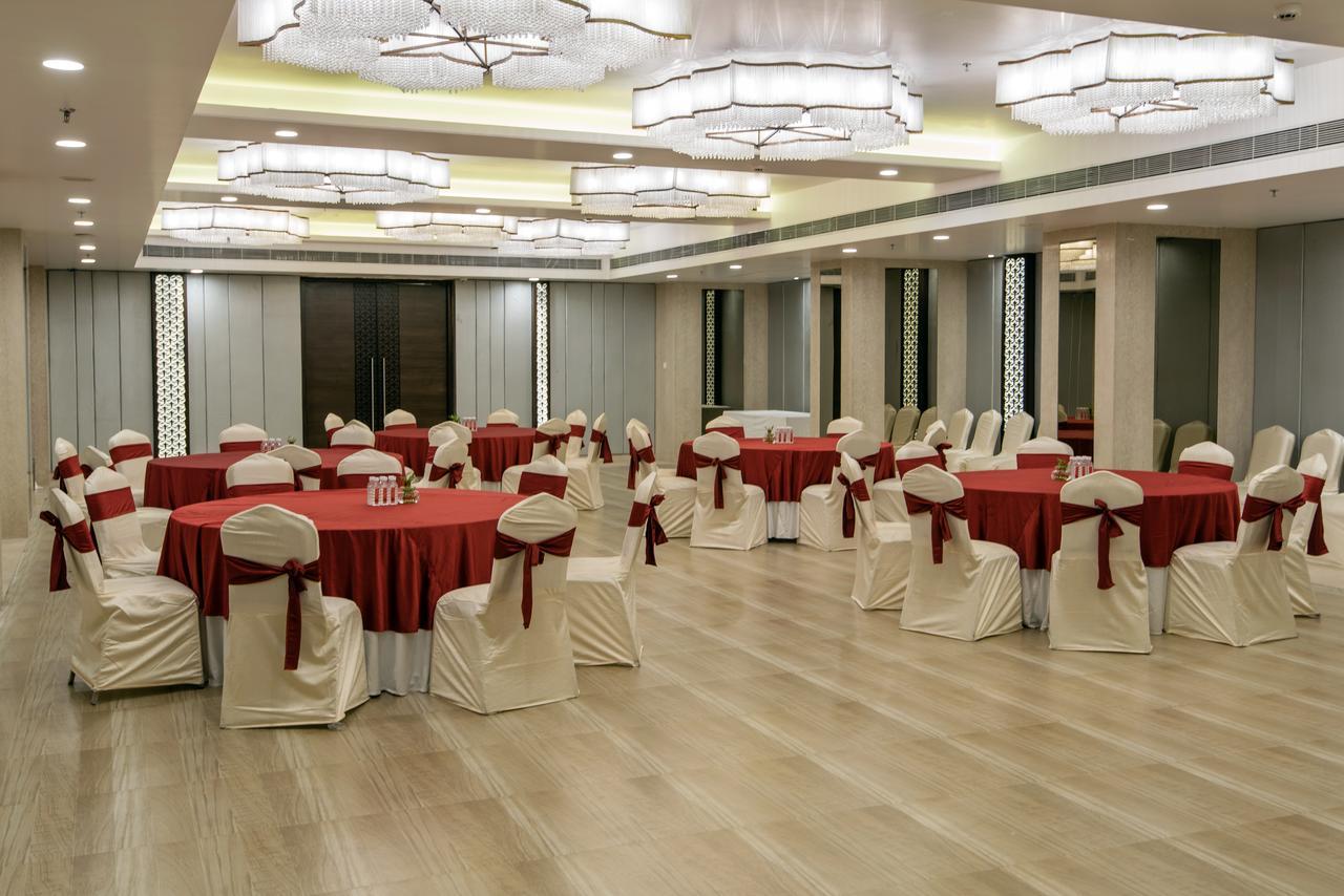รีเจนตา เซ็นทรัล ชัยปุระ Hotel ภายนอก รูปภาพ